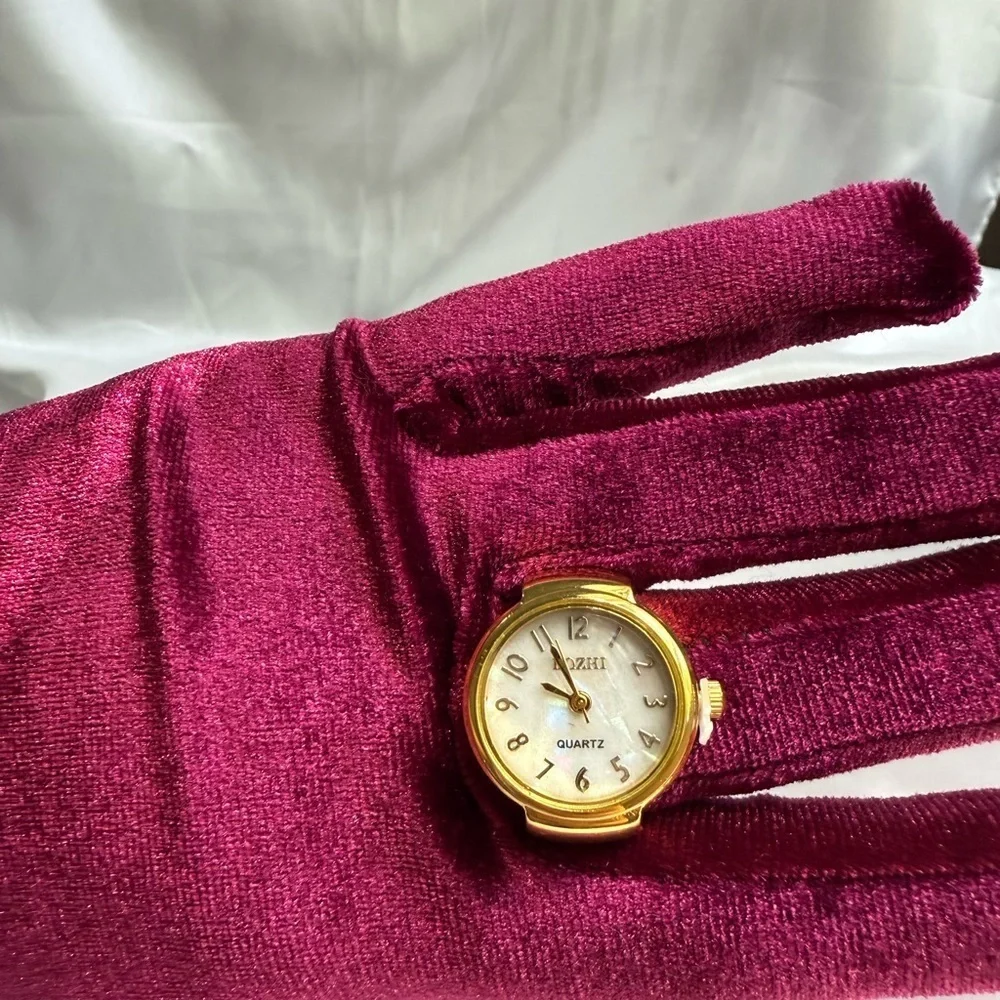 Creative finger watch Ring Watch aesthetic